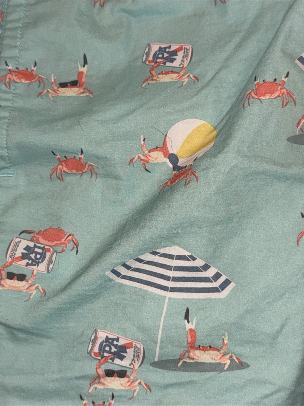 Men's Aqua Beer Drinking Crab-Print Swim Trunks - Picture 3 of 4